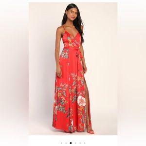 Lulus Still the One Red Floral Print Satin Maxi Dress size Small NWOT